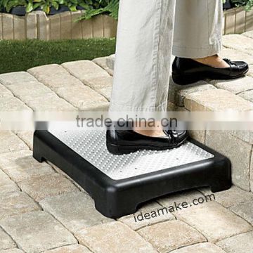 Outdoor Step Half Step, Outdoor step as Elderly Helper, Outdoor Step makes stepping safer for elderly