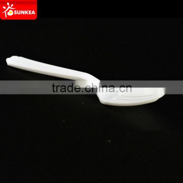 Disposable plastic forks for bread