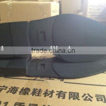 Rubber outer sole manufacture