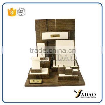 Customized Classic Creative Recycle White Glossy Lacquered Jewelry Display Sets for Jewelry Shop