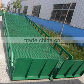 hydraulic yard ramp