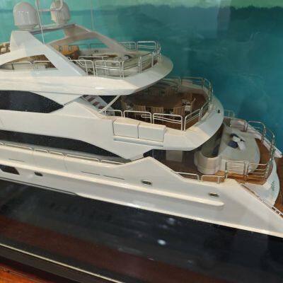 Yacht model manufacturer