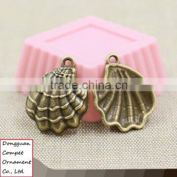 Wholesale zinc alloy diy accessories Fine arts and scallops pendant