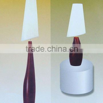 Decorative Wooden Hotel Floor Lamp/Light for Room with UL