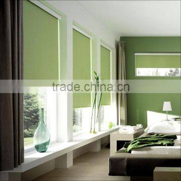 2015 latest fashion design customized blackout roller blind