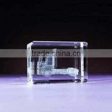 2016 Engraved crystal car model and decorative crytal paperweight