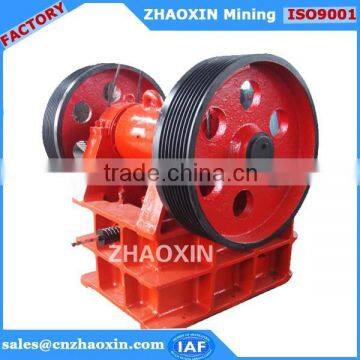 Building material crusher, jaw crusher