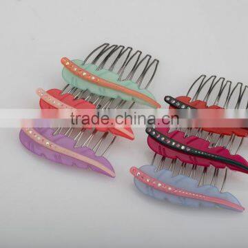 Novelty rhinestone hair accessories personalized plastic hair comb leaf shape women hair comb