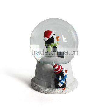 2016 Cheap Bulk Polyresin Snow Globe for Christmas Gifts photo-4