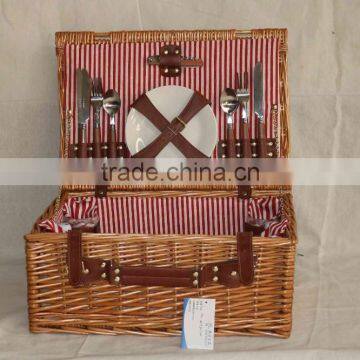 hotsale cheap willow wicker picnic basket with cutlery and goblet, bottle shaker