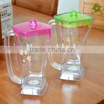 Plastic cold water jug, colorful cold water jug