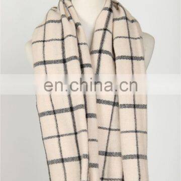 new style fashion hot sell tartan scarf wholesale