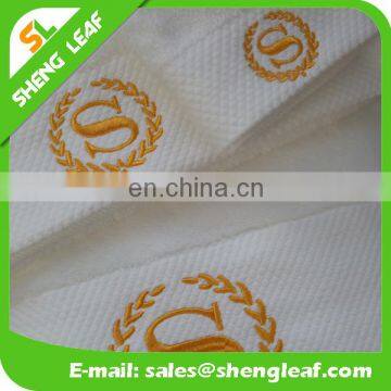 wholesale 100% cotton bath towel with customized logo