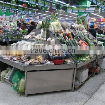 APEX supermarket fruits and vegetable display