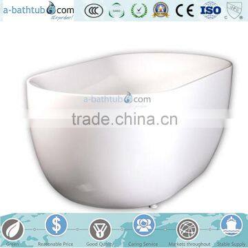 Oval acrylic freestanding bathtub with low price