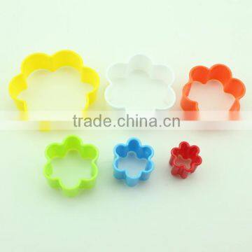 6PCS Perfect Colorful Flower Shaped Cake Mold for Hand-made Baking