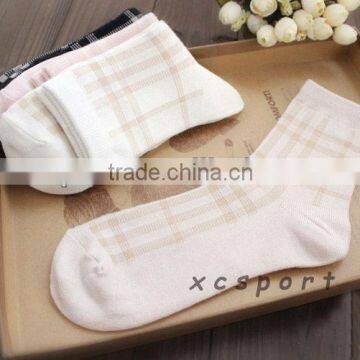 Natural color cotton environmental protection breathable and comfortable socks