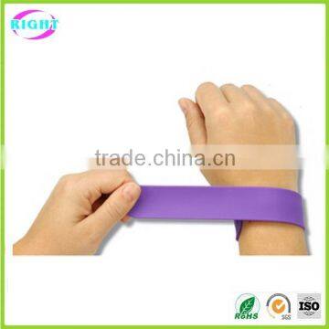 HOT Sale Silicone Rubber Wristband photo-6