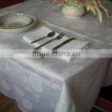 good quality polyester tablecloth, up to 3.2m width                        
                                                Quality Choice