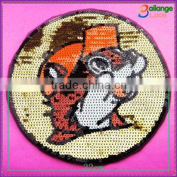 Pop top 2015 China wholesale embroidered clothing patch for accessory