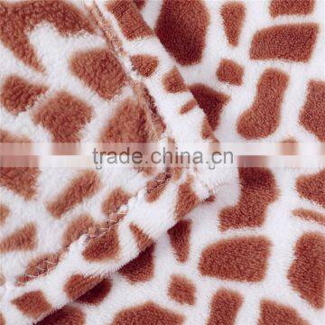 Wholesale Polyester Winter at Home Heated Blanket Print Sheet Set Super Comfy Knit Jacquard Appliqued Plush Pillow Blanket Scarf photo-5