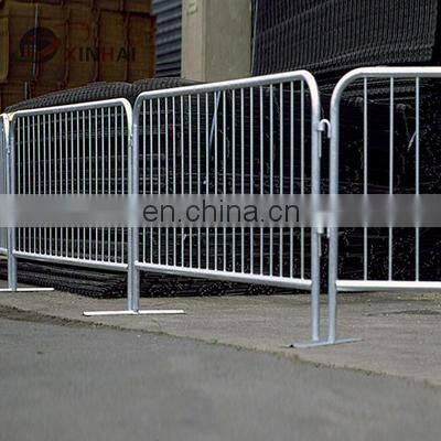 Professional Supplier Hot Dip Galvanized Crowd Control Barrier in China Fence Barrier photo-3