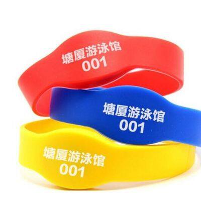 Custom Logo Controllable LED Flashing Luminous Bracelet Gift RFID Silicone Wristband photo-3