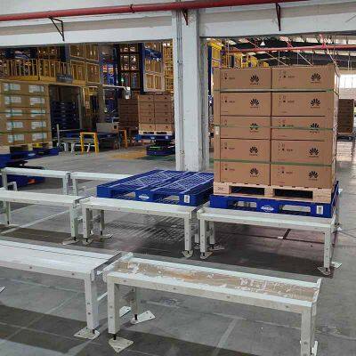 Heavy Duty AGV Pallet Cache Rack U‑Shaped Opening for Robot Lifting and Docking