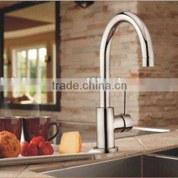 76401 Single hadle kitchen faucet with side sprayer