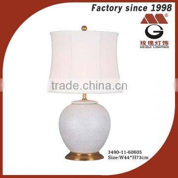 white porcelain guangdong lamp