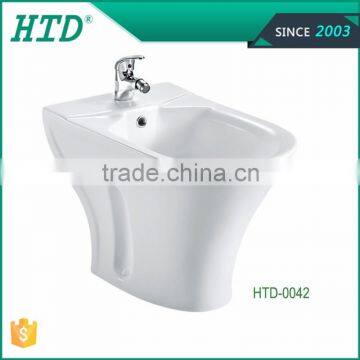 HTD-0042 Floor mounted women bidet/sanitary ware lady using bidet/Female Ceramic Bidet