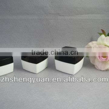 Square pastic cosmetic container of cream jar