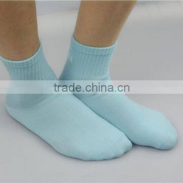 Factory Custom Cornflower Blue Solid Color Men's Ankle Socks photo-3