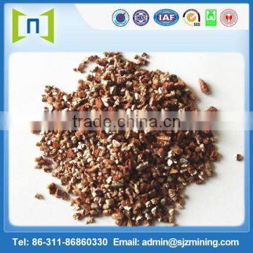 China Golden expanded vermiculite 2-4mm