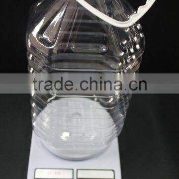 Pet bottle palm cooking oil for 5KG, pet bottle sunflower and palm cooking oil. Pet bottle made in Malaysia!