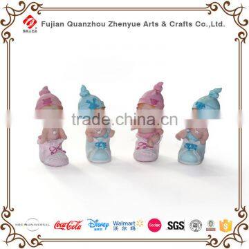 Polyresin Baby Sculpture With Chair Shoes Horse Photo Frame Leaf Holding Baby Figurine Resin Cute Baby Statue photo-3