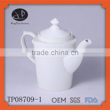 Hot selling white ceramic tea pot set tea infuser