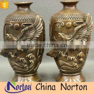 Chinese Folk Style Bronze Eagle Statue Bottle For Collection NTBF-FL031L