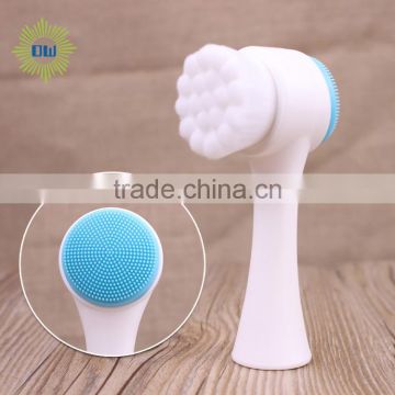 2 in 1 facial deep cleansing brush