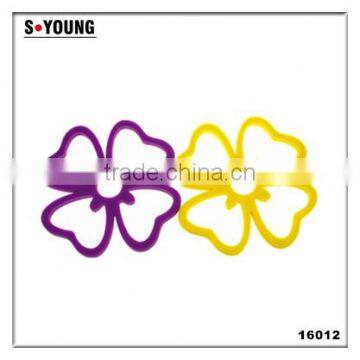 16006 Snowman Shape Silicone High Temperature Heat Insulation Mat Kitchenwares Silicone Mat Flexible Silicone Heating Mat photo-3