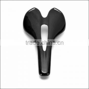 2016 High Quality 3k UD Full Carbon Fiber T700C Bicycle Saddle for Sale photo-2