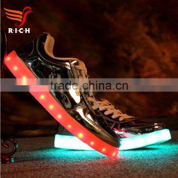 HFR-TS165-19 2016 Golds Suppier White Sneaker Led Shoes Keychain photo-2