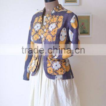 Denim Jacket in Kediyu Style With Vintage Kantha Fabric ~ Medium photo-3