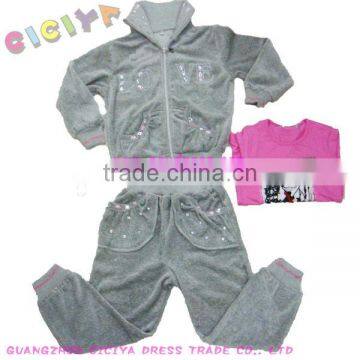 Girls fashion design velvet 3pcs pajama set sports clothing set with hood