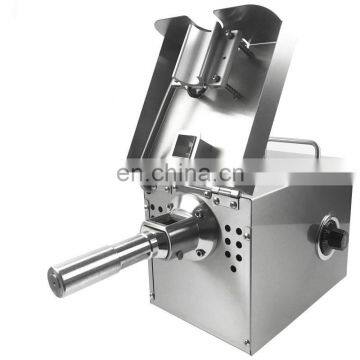 New Design and Professional Temperature Control Mini Sunflower Oil Press Machine