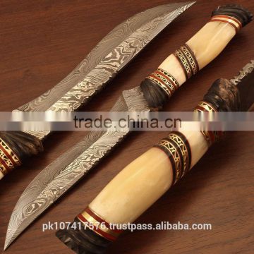 Damascus blade hunting knife with camel bone handle