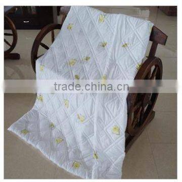 The latest design Ice-silky Lemon printed quilt popular in the Occident market