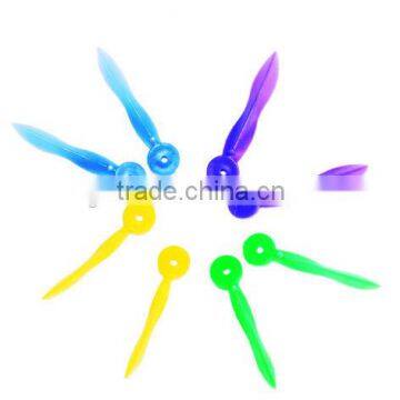 Plastic wedges with hole