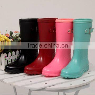 2015New Fashion rain boots latest design women wellie boots ladies rain Boots