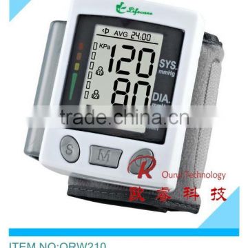 arm type digital blood pressure monitor with high precision